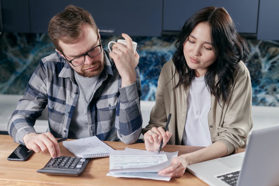 Bankruptcy vs. Debt Consolidation: Which Is Better